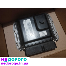 Блок управління двигуном Opel Astra 55577647 2275800-8884: модель 2014, об'єм двигуна 1.6 л, паливо - бензин.