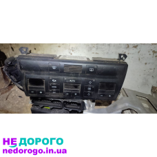 Блок управління двигуном та кліматом Audi A6 C5 1998 2.8 бензин.