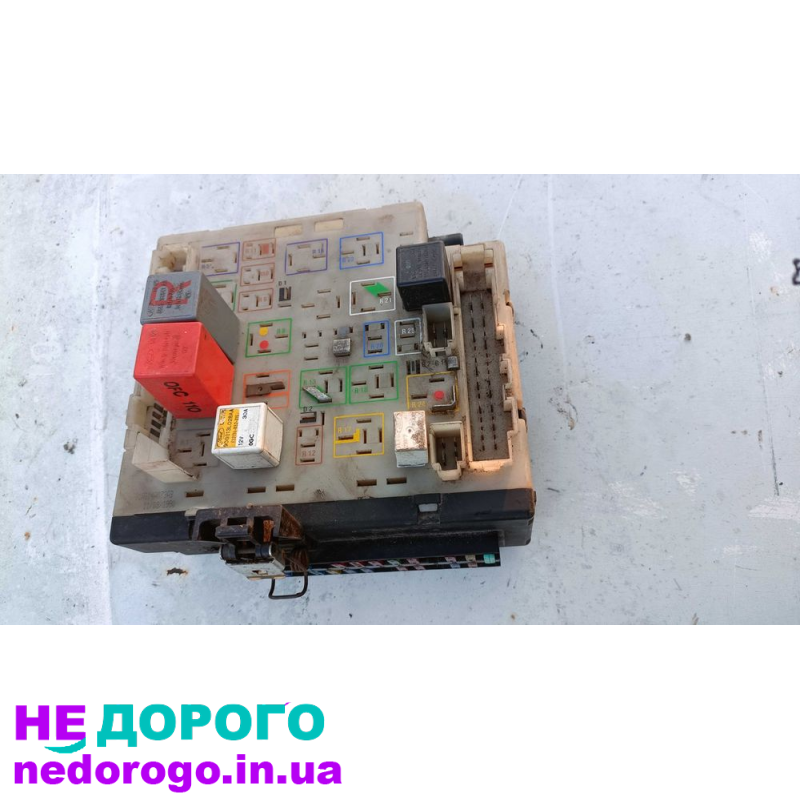 Блок управління ECU Ford Escort Mk5 Orion, 1990, 1.6 л, бензин. Блок запобіжників Ford Escort, 1990, 1.6 л, бензин.