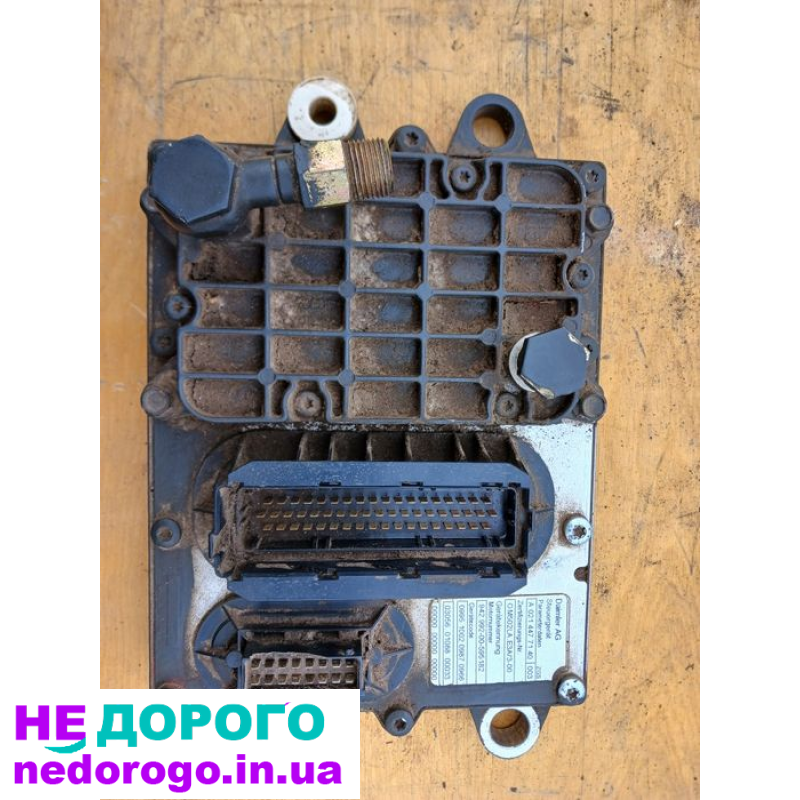 Блок управління Мерседес 004 446 71 40 для автомобіля Мерседес, випущений у 2004 році, з об'ємом двигуна палива.