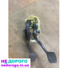 BMW e60 педалі мкпп