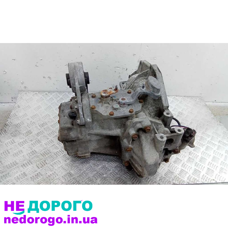 Двигун VM Motori R425 DOHC, Crysler Voyager 2001, 2.5 л дизель. Dodge RamVan 2002, 5.9 л бензин. Crysler GrandVoyager 2003, 2.5 л дизель.