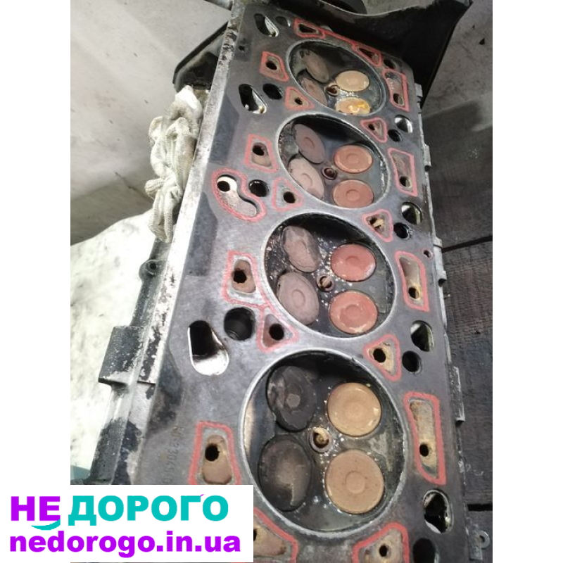 Двигун Ford Mondeo 2 1.8 бензин, сірий, 2002 рік, об'єм 1.8 л.