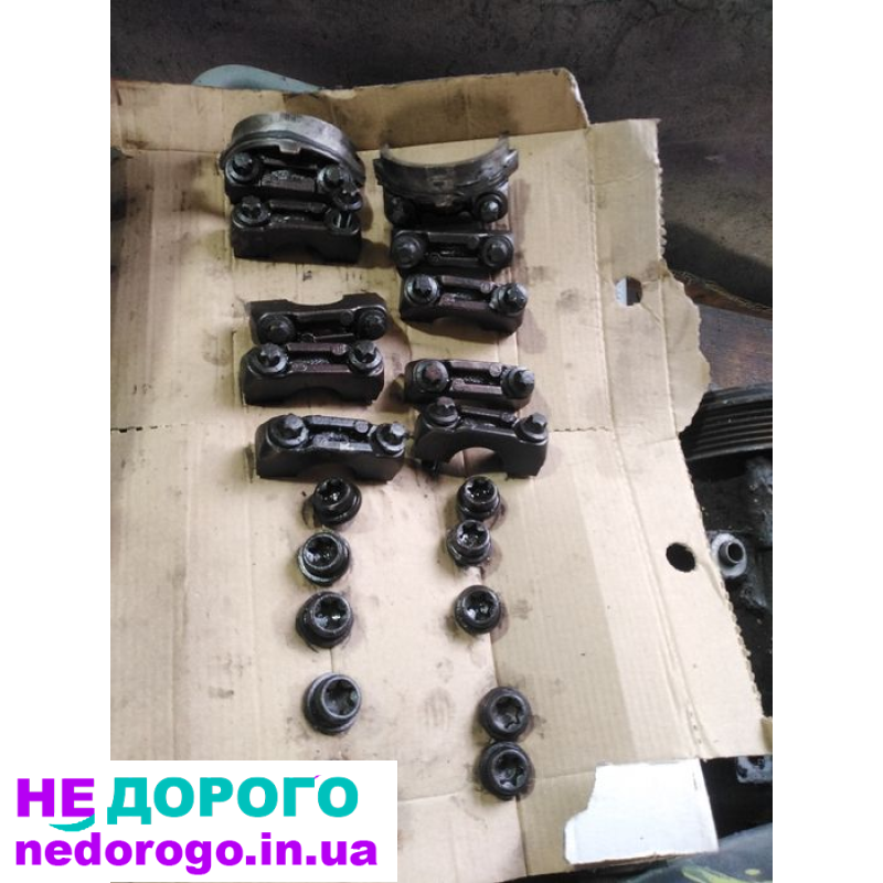 Двигун Ford Mondeo 2 1.8 бензин, сірий, 2002 рік, об'єм 1.8 л.