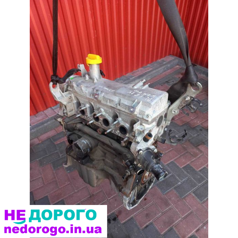 Двигун 1.4 8V K7J для Dacia Logan Sandero Renault Kangoo Clio. Об'єм 1.4 л, бензин, випущений у 2000-х роках.