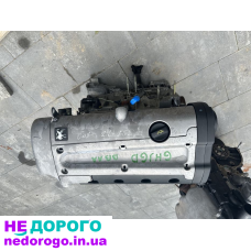 Двигун 2.0 16v для Peugeot 307 406 607 806 Citroen c4 c5 c8. Випущений у 2000-х роках. Бензиновий.