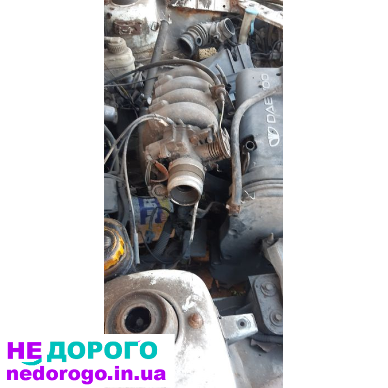 Агрегат 1,6 л бензин, 2020 рік, українською: Назва - двигун, модель, рік випуску, об'єм, паливо.