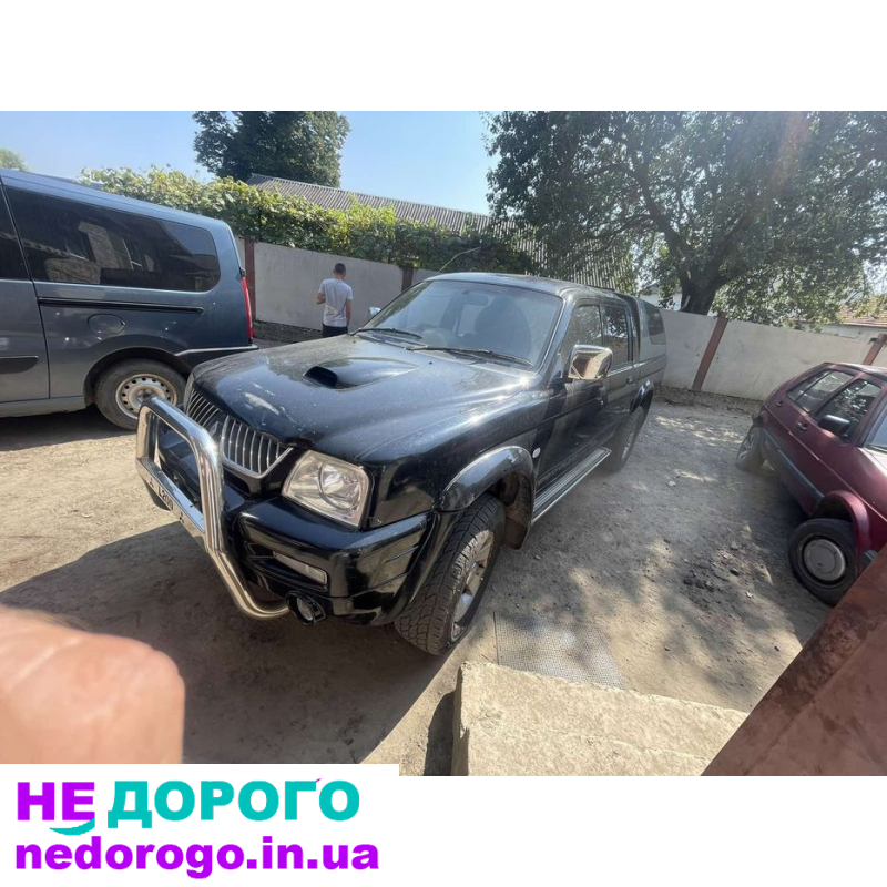 Двигун Mitsubishi 4D56, 2008 р.в., 2.5 л дизель. Двигун Hyundai D4BH, 2005 р.в., 2.5 л дизель.
