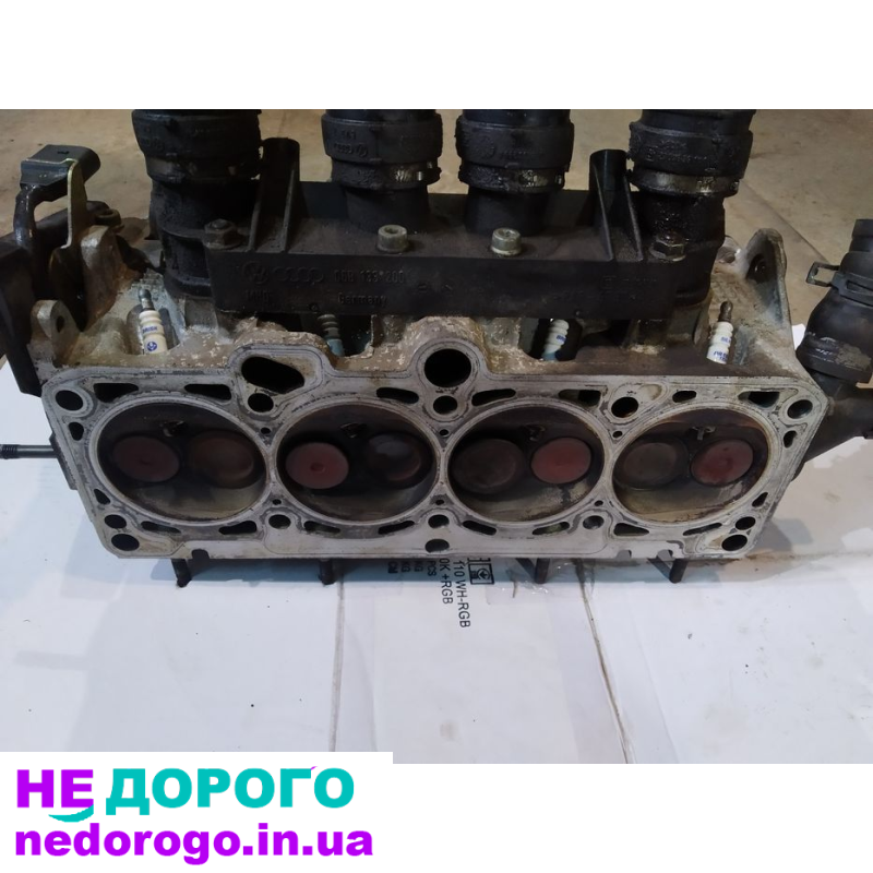 Двигун Volkswagen Passat B5 1.6 бензин 2002 року, об'єм 1.6 литра.