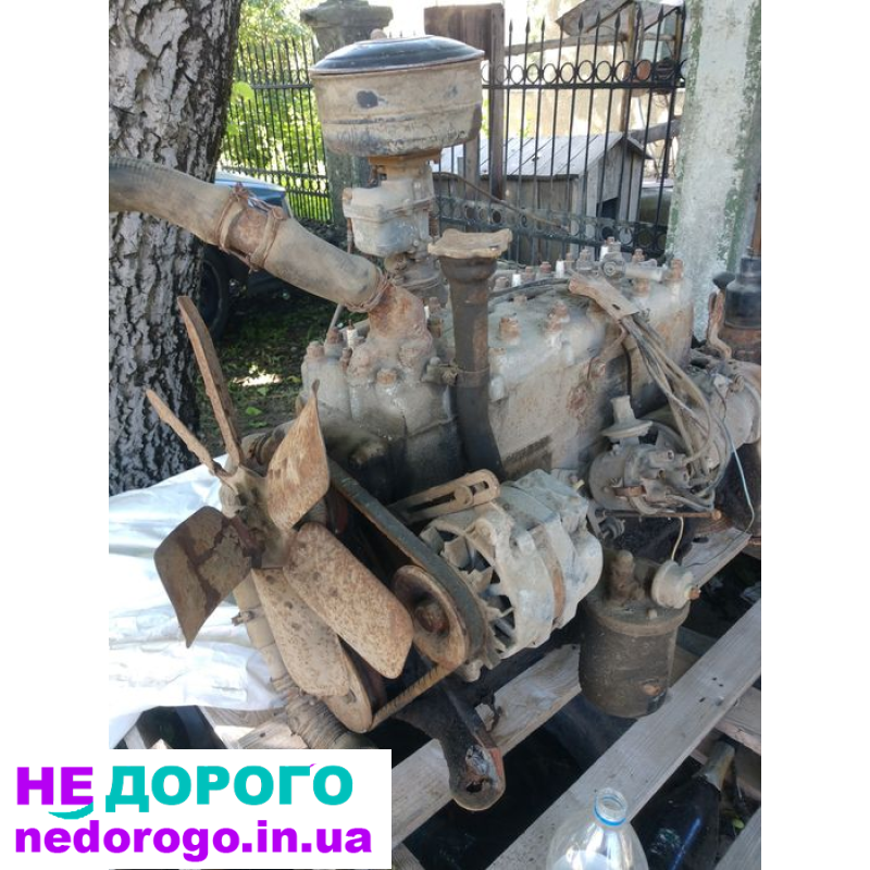 Двигун ГАЗ 51, модель 51, випущений у 1951 році, об'єм 3,5 літра, працює на бензині.