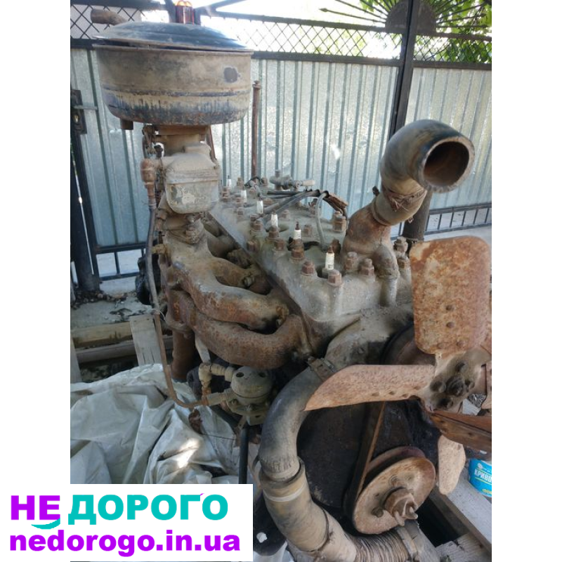 Двигун ГАЗ 51, модель 51, випущений у 1951 році, об'єм 3,5 літра, працює на бензині.