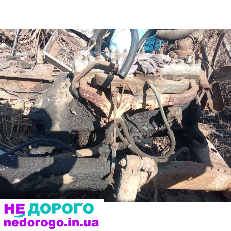 Двигун Газ 52, модель 52, випущений у 1960 році, об'єм 3,5 літра, працює на бензині.