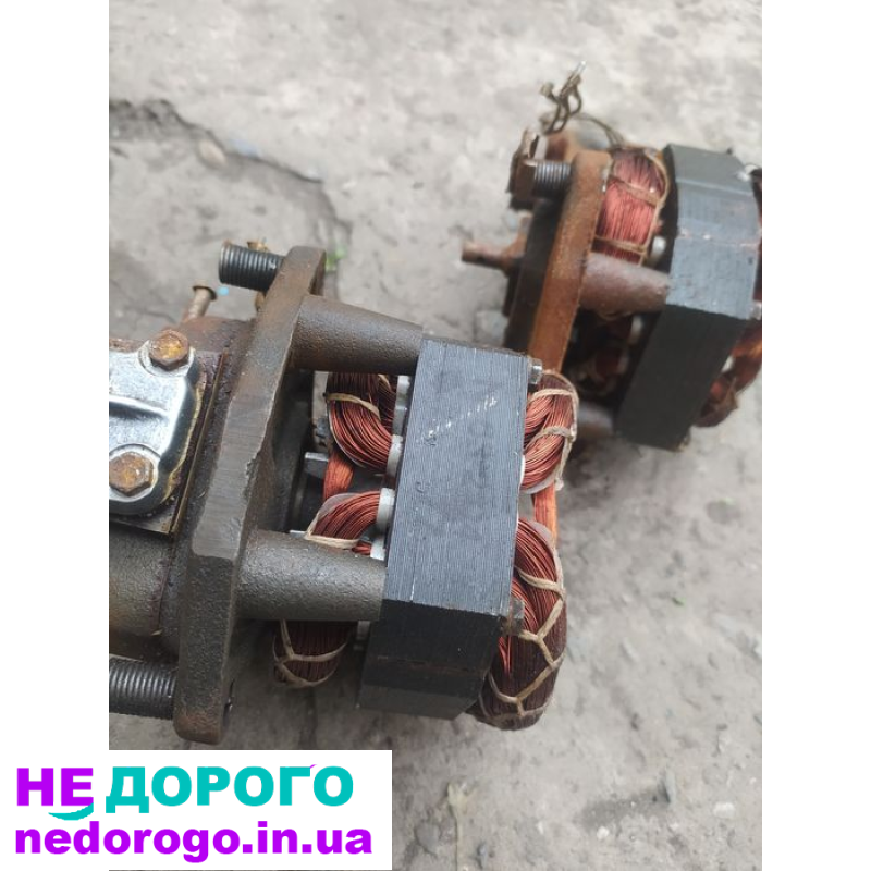 Двигун холодильника, компресор, 2018, 100 Вт, R600a. Ціна за 2 шт. - 1500 грн.