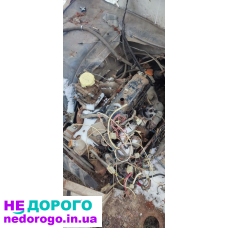 Двигун ГАЗ-21 М-20 1960, 2.5 л бензин. КПП РАФ-2203 1975, 4 передачі. Навісне обладнання ГАЗ-24 1972.