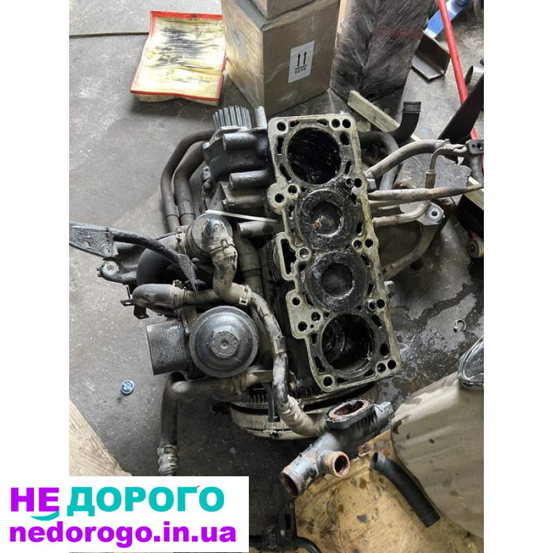 Двигун Крафтер 2,0 TDI, нижня частина, пенек, українська мова.
