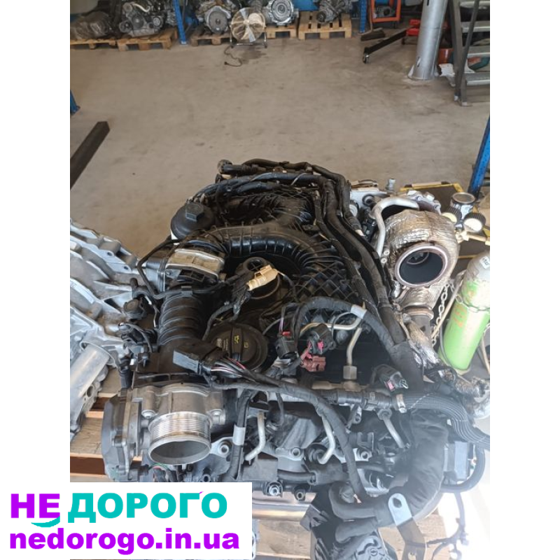 Двигун CRTC CRTD DHX DDV QZW CRT CZV Q7 4M A6 C7 3.0 TDI, випущений в Україні, об'єм 3.0 л, працює на дизельному паливі.