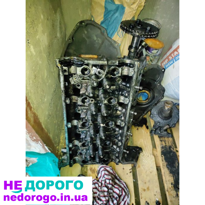 Двигун Ford Transit 2.0, 00-06, бензин, 1998 см³, 16 клапанів, 4 циліндри.