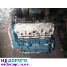 Двигатель на Таврию с коробкой передач.