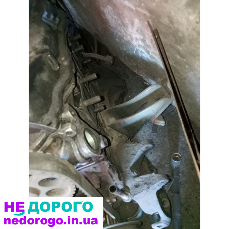 Двигун Nissan CA18, модель CA18DET, випущений у 1980-х, об'єм 1.8 літра, бензиновий.