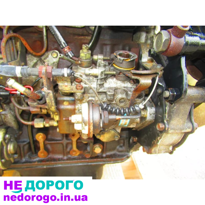 Двигун Nissan TD27, встановлений на автомобілях Urvan, Terrano, Navara, Pathfinder. Об'єм - 2.7 літра, дизельне паливо.