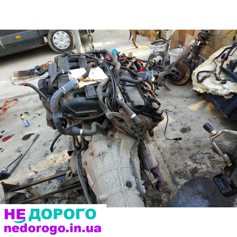 Двигун BMW 5 E60 2005 рік M54B22 2.2 бензин.
