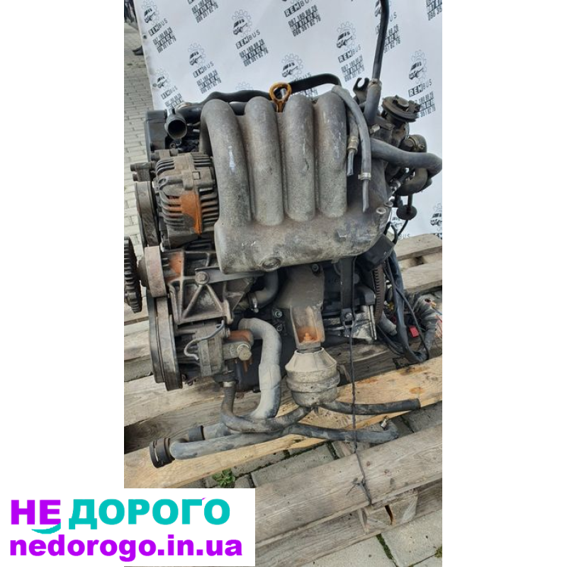 Двигун Audi A4 ADP 1.6 бензин 2001 рік 1.6 л.