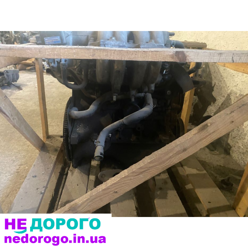 Двигун B3 1.3 бензин Mazda 323 121 16 клапанів карбюратор.