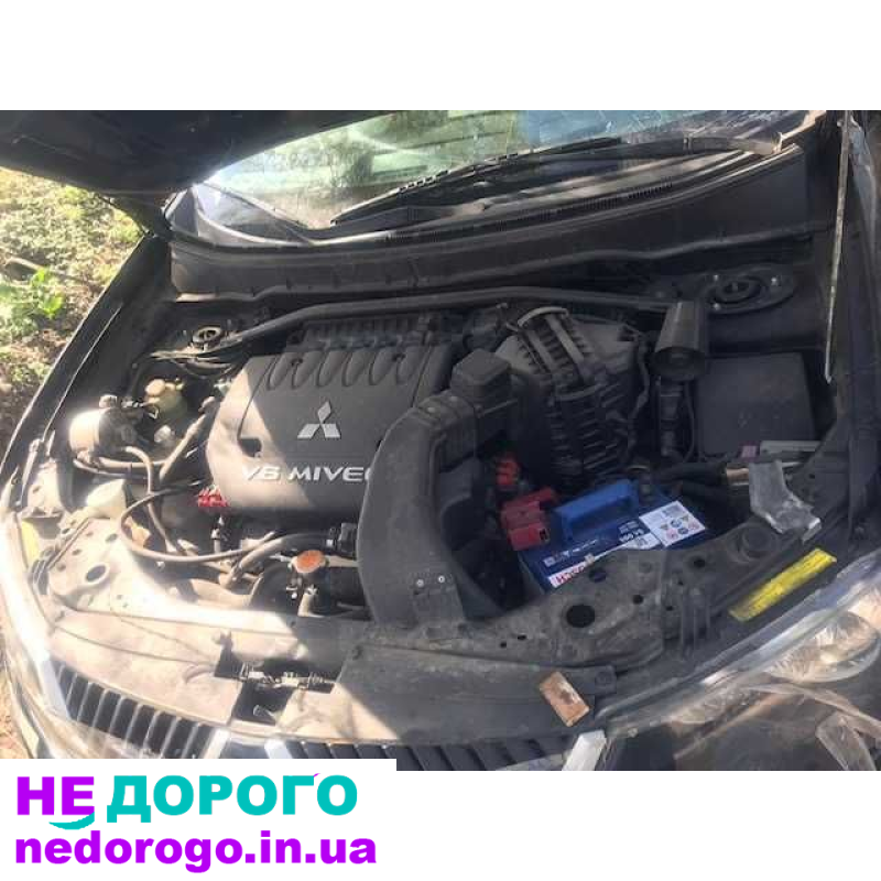 Двигун Mitsubishi Outlander XL 3.0 бензин 6В31 2007-10рр.