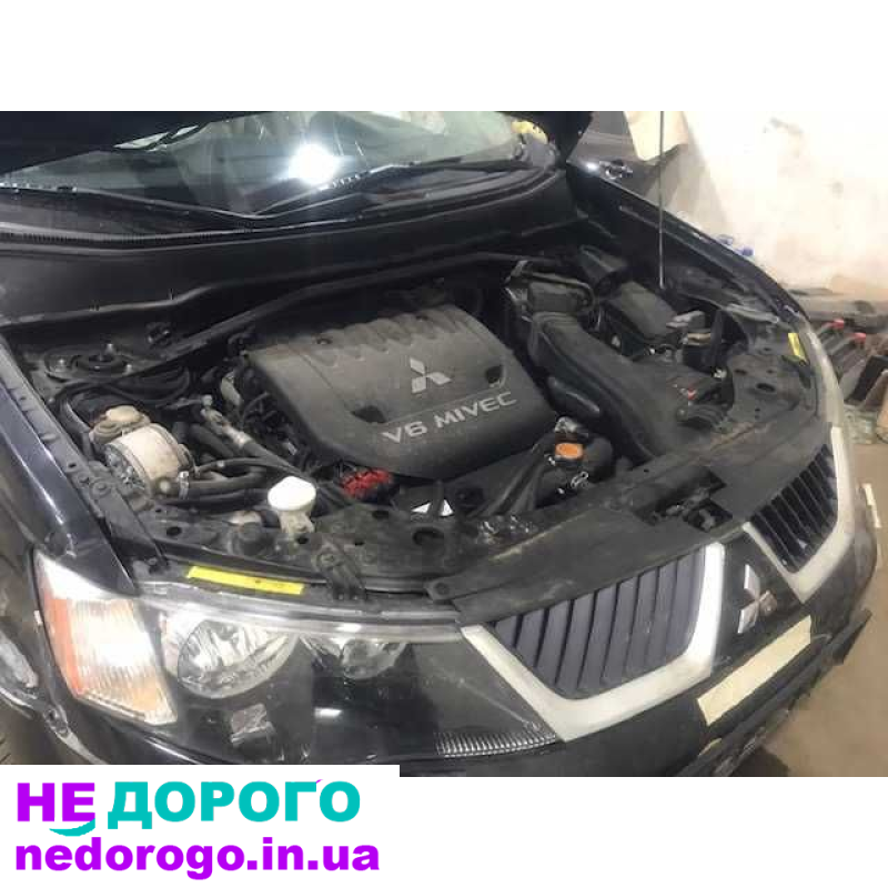 Двигун Mitsubishi Outlander XL 3.0 бензин 6В31 2007-10рр.