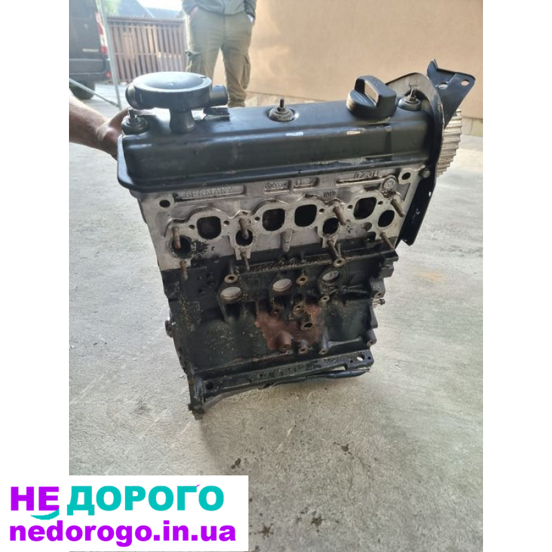 Двигун Volkswagen Passat B5 1.9 дизель AFN 028103021bl VAG, 1996 рік, об'єм 1.9 л, паливо - дизель.
