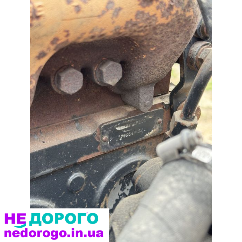 Двигун MAN D0824, модель D0824LFL02, випущений у 2006 році, об'єм 4,6 л, працює на дизельному паливі.