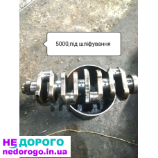 Двигун MAN d0824 LFL01, модель LFL01, випущений у 2001 році, об'єм 4,6 л, працює на дизельному паливі.