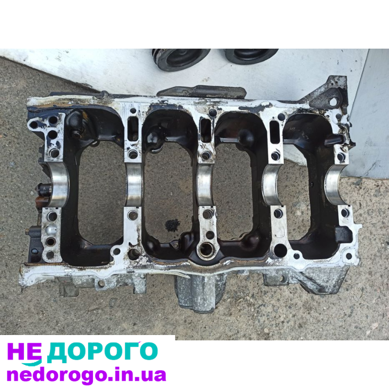 Двигун мотор в розборі SH01 2.2 для Mazda 3, 6, CX5, 2015 року, об'єм 2.2 літра, бензин. Комплект українською мовою за правилами мерчант гугл.