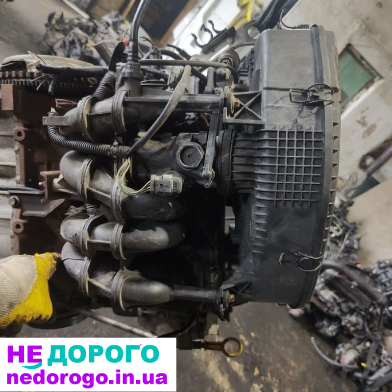 Двигун мотор Dacia Logan Renault 1.4i 2004 1.4 л бензин.