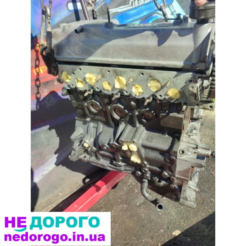 Двигун мотор Hyundai D4BH, Mitsubishi 4d55t, 2.5 td турбо дизель, об'єм 2.5 л, рік випуску не вказано.