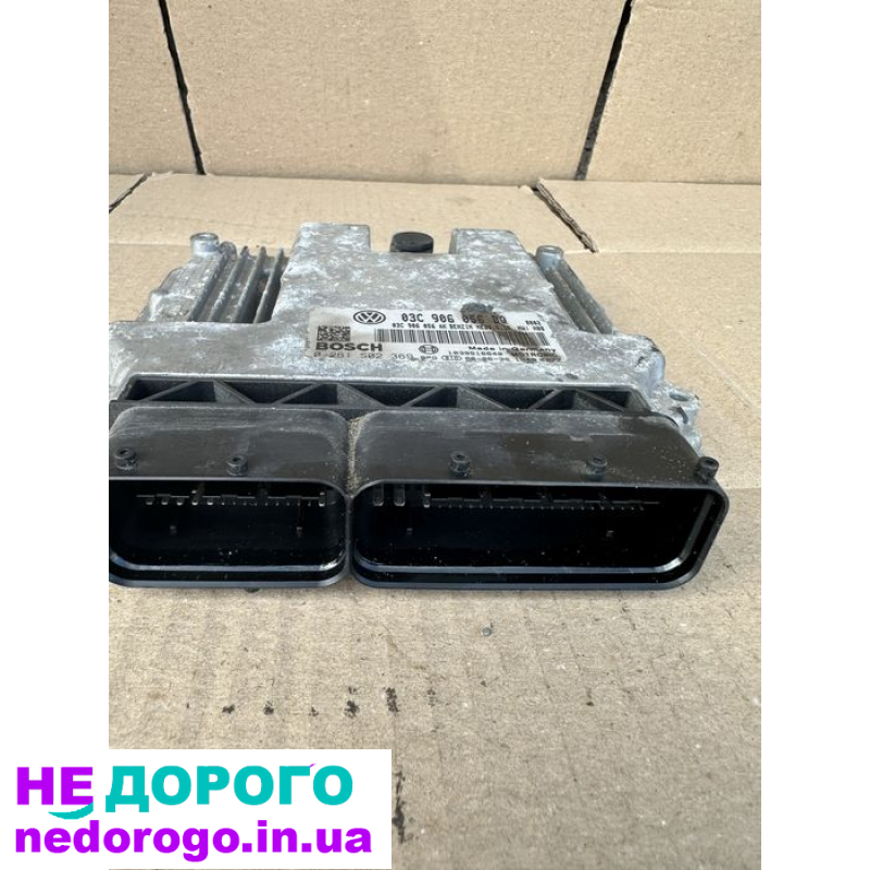 Блок керування двигуном Volkswagen Golf 5 Plus 03c906056dq, 2003 рік, 1.6 л, бензин.
