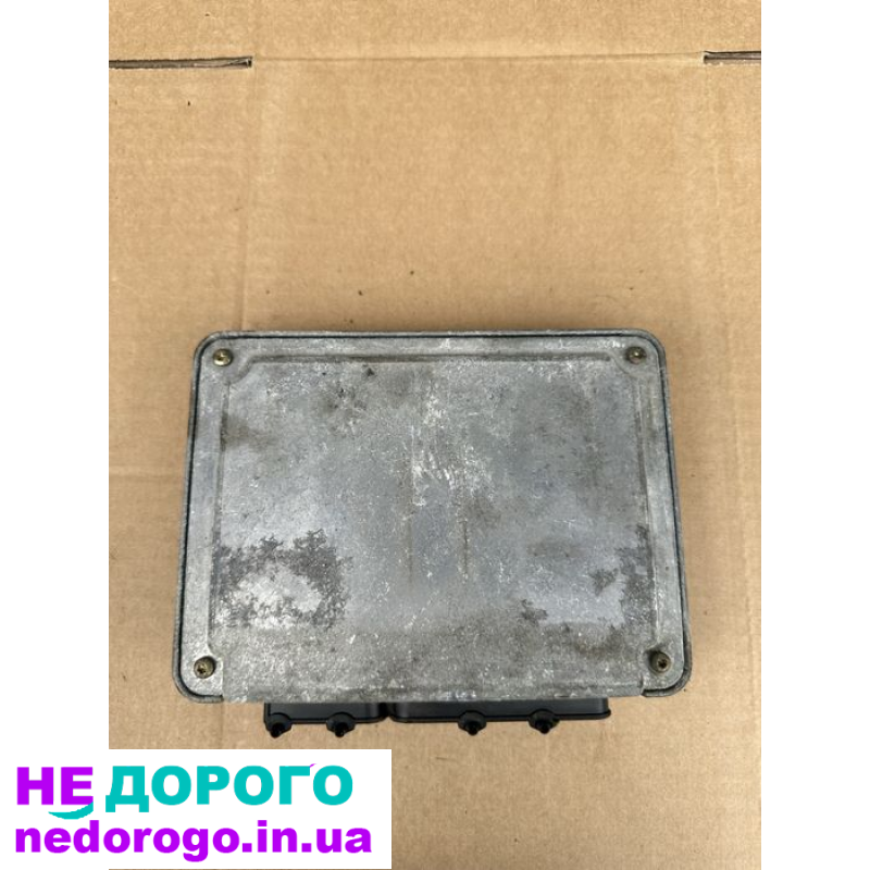 Блок управління двигуном Volkswagen Golf 4 038906018AE, 2002 рік, 1.6 л, бензин.
