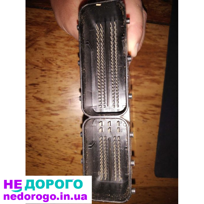 ЕБУ Мозги Ford Focus MK3 2л 12-17г США CM5A12A650AHE - агрегат для управління двигуном, встановлений на автомобілях Ford Focus третього покоління випущених в США з двигуном об'ємом 2 літри.