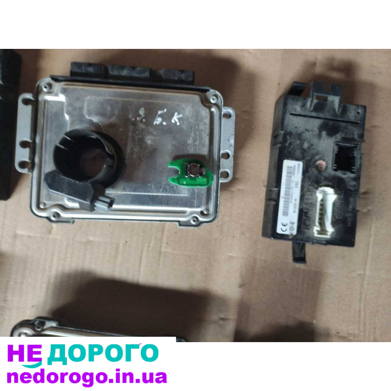Блок комфорта Opel Vivaro 2.5 2006 2.5 дизель.