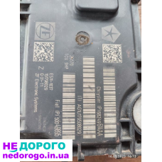 Електронний блок управління АКПП ZF 9HP48 (948TE) для автомобіля Jeep Cherokee, 2014 року, з двигуном об'ємом 3.2 л на бензині.