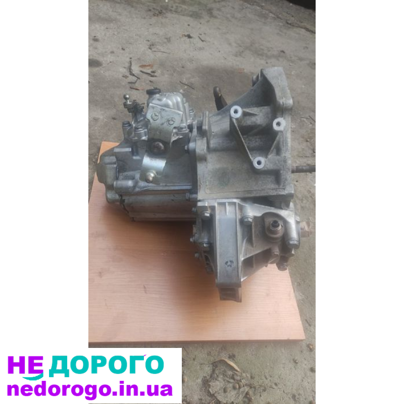 Двигун Fiat Linea 1.4 2012 1.4 бензин. КПП Opel Combo 2015 1.4 бензин.