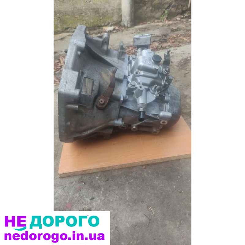 Двигун Fiat Linea 1.4 2012 1.4 бензин. КПП Opel Combo 2015 1.4 бензин.