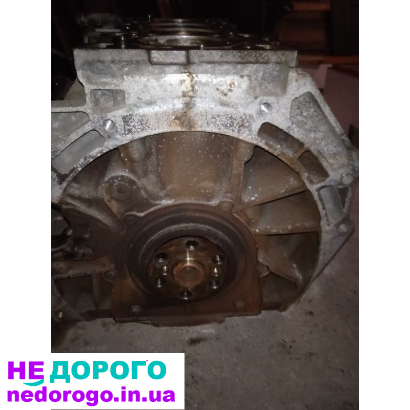Форд фокус Ford focus 3 . Мотор 2 л двигатель 400$.