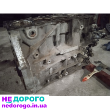 Форд фокус Ford focus 3 . Мотор 2 л двигатель 400$.