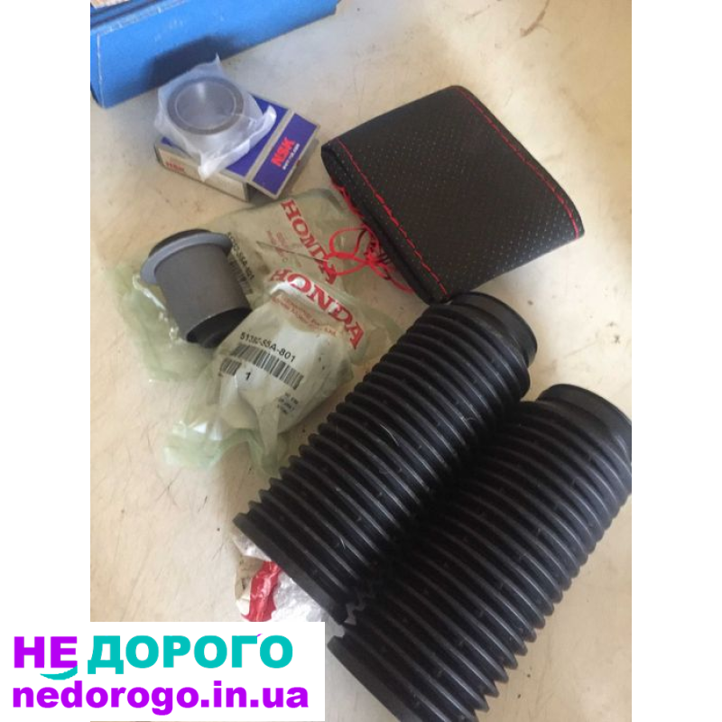 Компресор кондиціонера Honda Civic, 2001 рік, 1.7 л, бензин. Насос ГУР від двигуна D17A2.