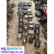 Двигун Golf 2, 1.6 л бензин, 1983 р. Golf 4, 1.6 л дизель, 1997 р. Passat B3, 2.0 л бензин, 1988 р. Passat B5, 1.9 л дизель, 1996 р. Sharan, 2.0 л бензин, 1995 р.