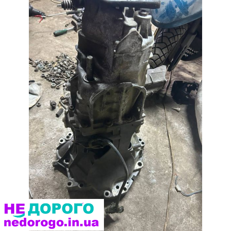 Коробка передач Audi A6 C4 1.8 1994 1.8 бензин.