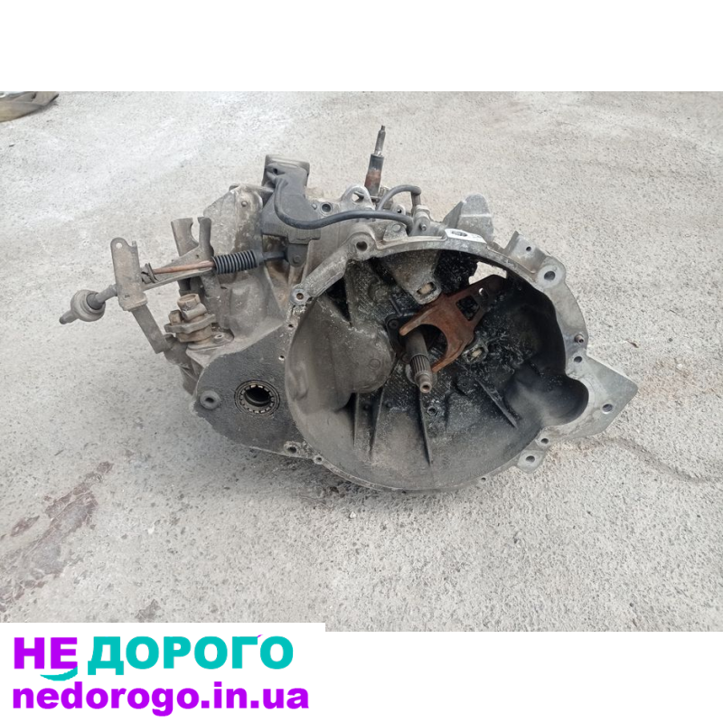 Коробка механика Пежо 605