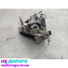Коробка механика Пежо 605