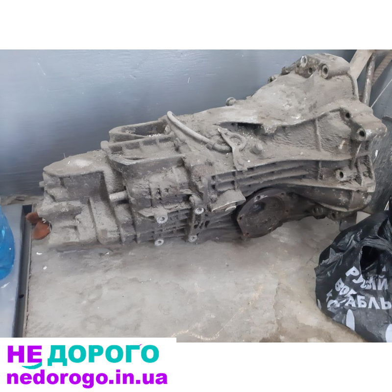 Коробка передач Audi 100 c4, 1991, 2.0 л бензин. Під ремонт.